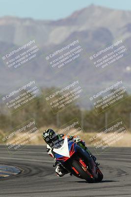 media/Dec-04-2025-Racers Edge (Thu) [[5ebc9f124d]]/3-B Group/1-Session 1 (Turn 7)/